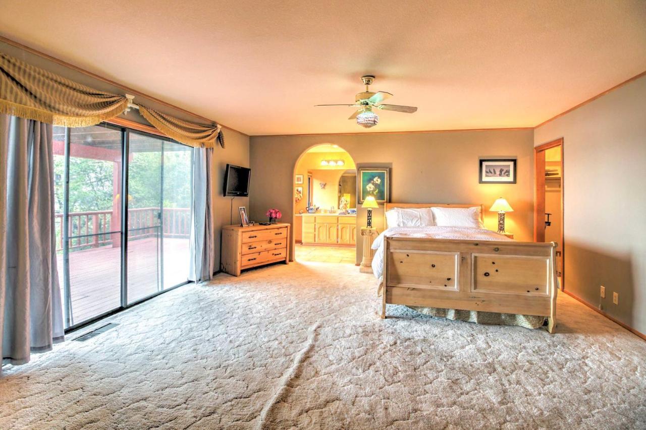 Spacious Kelseyville Home With Large Lakefront Deck! Luaran gambar